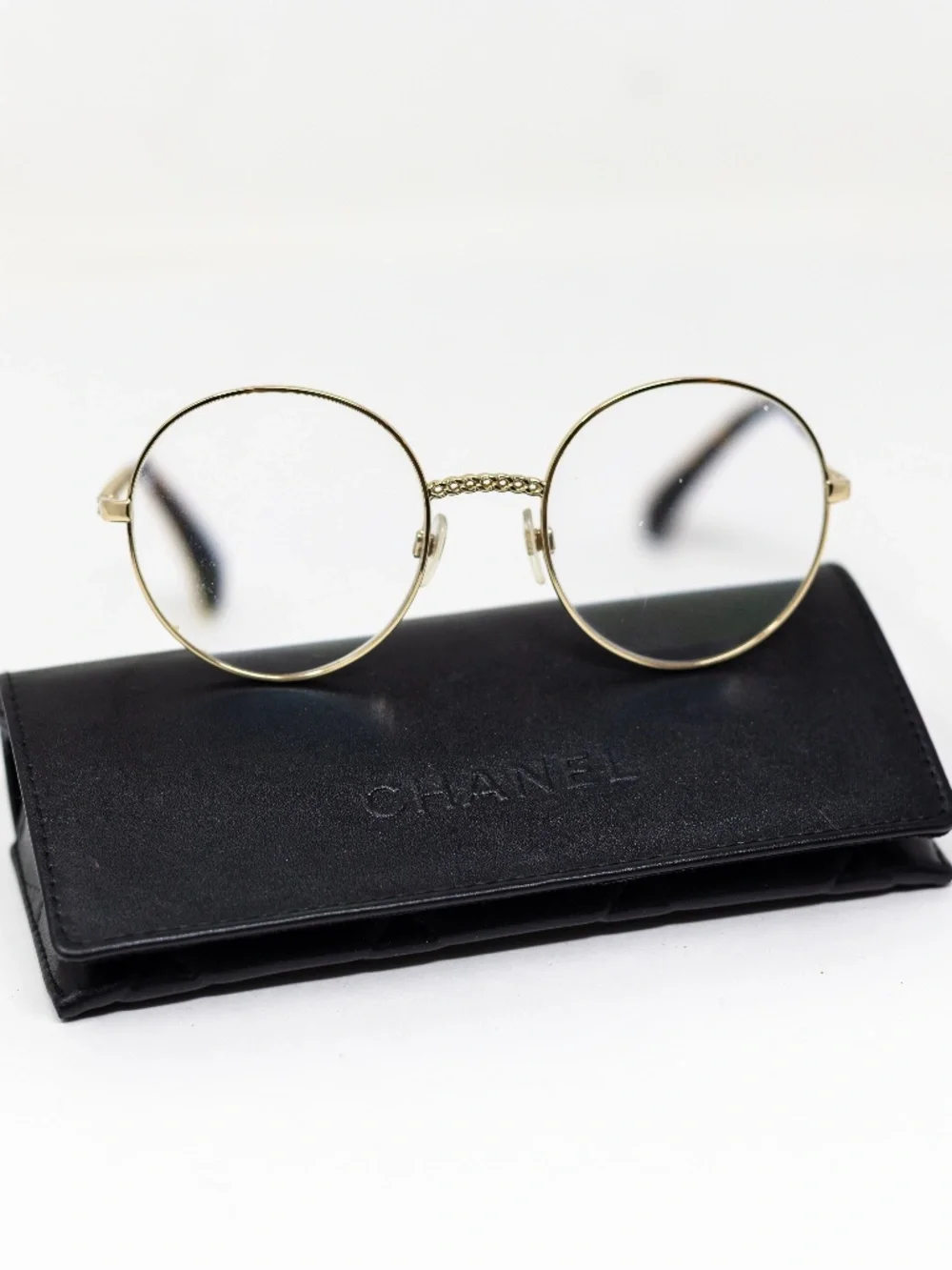 Chanel 2186 Oversize Round Lens Chain Link Gold Metal Magnifying Reading Glasses